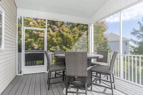 Exterior - 10069 Wolf Hill Rd, Bloomington, IL 61705 photo 6 of 7