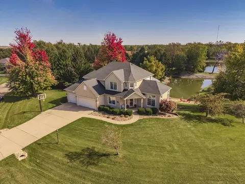 View/Area - 10069 Wolf Hill Rd, Bloomington, IL 61705 photo 4 of 8