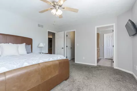 Bedroom - 10069 Wolf Hill Rd, Bloomington, IL 61705 photo 1 of 8
