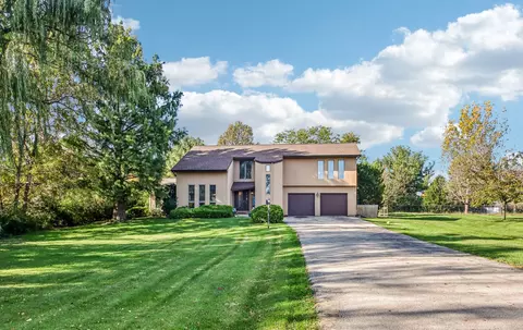 13730 W Larkspur Dr, Homer Glen, IL 60491