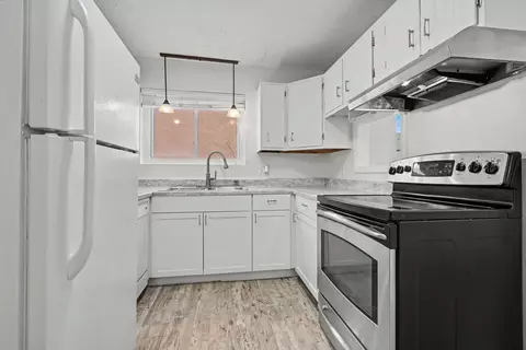 Kitchen - 101 N Orr Dr #6, Normal, IL 61761 photo 1 of 3