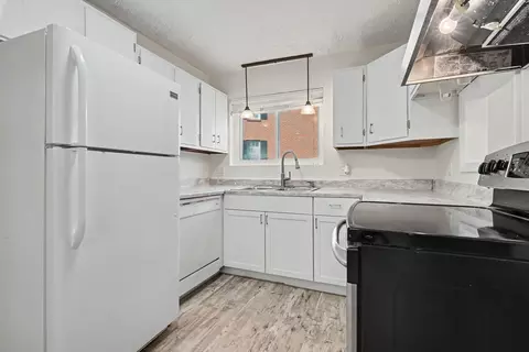 Kitchen - 101 N Orr Dr #6, Normal, IL 61761 photo 2 of 3