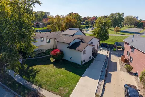 View/Area - 101 N Orr Dr #6, Normal, IL 61761 photo 1 of 9