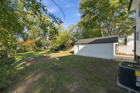 Exterior - 3310 186th St, Lansing, IL 60438 photo 3 of 6