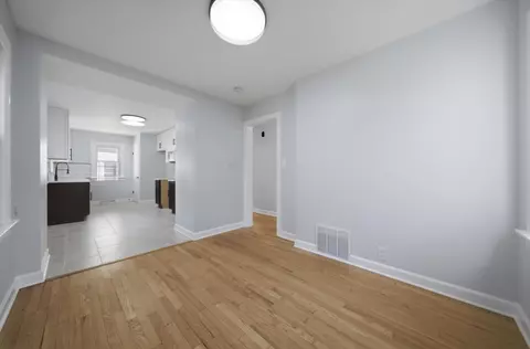 Living - 3310 186th St, Lansing, IL 60438 photo 3 of 5