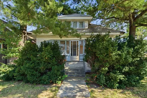 5500 W Haddon Ave, Chicago, IL 60651