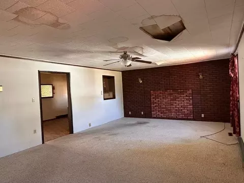 Living - 1107 E Ruth St, Benton, IL 62812 photo 5 of 5