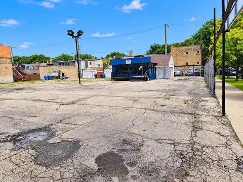 2901 N Cicero Ave, Chicago, IL 60641