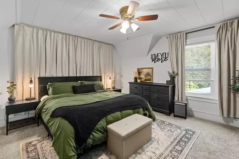 Bedroom - 1813 18th Ave, Moline, IL 61265 photo 2 of 4