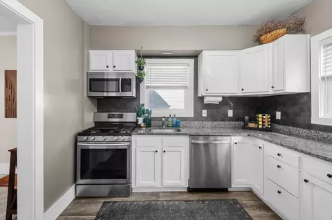 Kitchen - 1813 18th Ave, Moline, IL 61265 photo 2 of 3