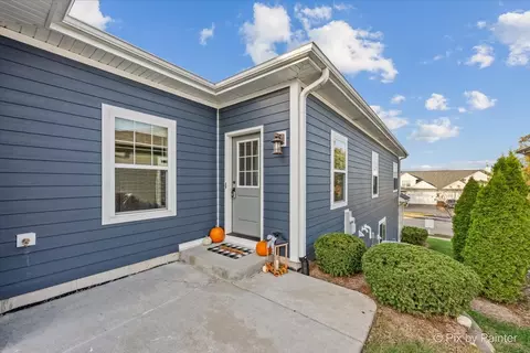 Exterior - 735 Harper Ave, Cary, IL 60013 photo 3 of 3