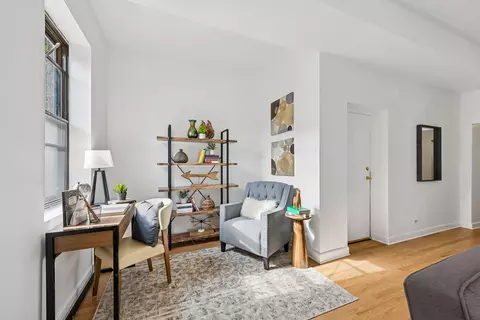 Other - 846 W Cornelia Ave #202, Chicago, IL 60657 photo 2 of 4