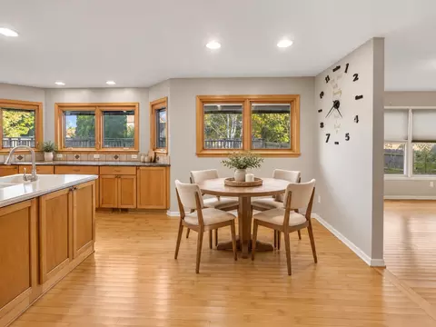 Dining - 697 Fox Holw, Dekalb, IL 60115 photo 2 of 2
