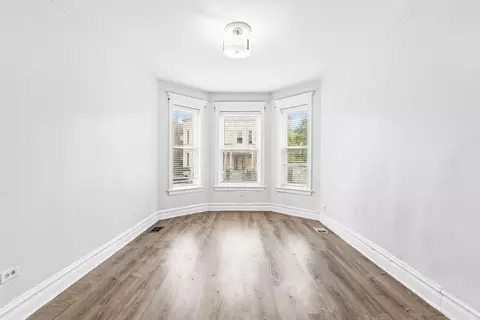 Living - 6344 S Eberhart Ave, Chicago, IL 60637 photo 2 of 10