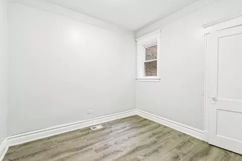 Bedroom - 6344 S Eberhart Ave, Chicago, IL 60637 photo 3 of 8