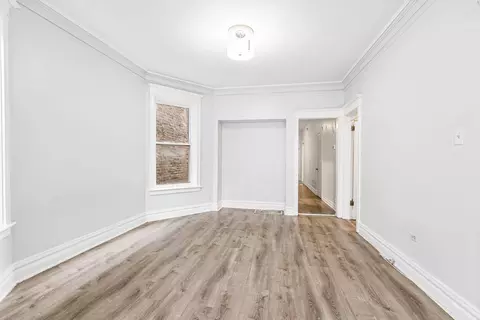 Living - 6344 S Eberhart Ave, Chicago, IL 60637 photo 5 of 10