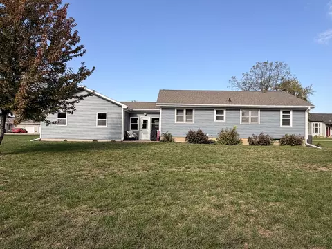 Exterior - 407 W Santee St, Sublette, IL 61367 photo 8 of 10