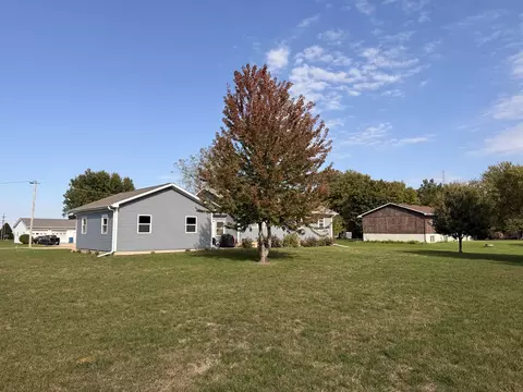 Exterior - 407 W Santee St, Sublette, IL 61367 photo 6 of 10
