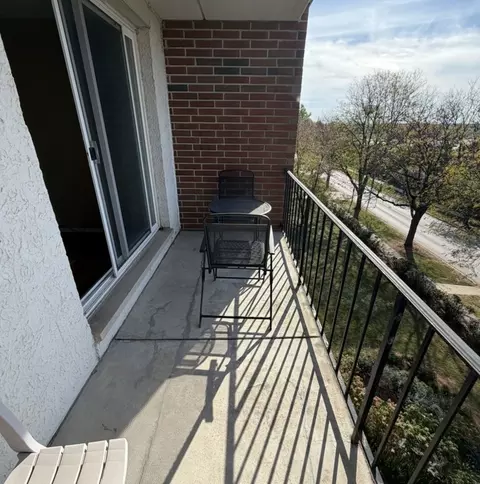 Exterior - 255 S West Ave #513, Elmhurst, IL 60126 photo 2 of 2