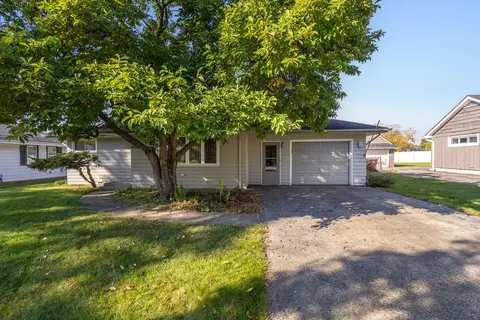 9804 Rutherford Ave, Oak Lawn, IL 60453