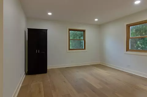 Bedroom - 829 Evergreen St, Wheaton, IL 60187 photo 1 of 9