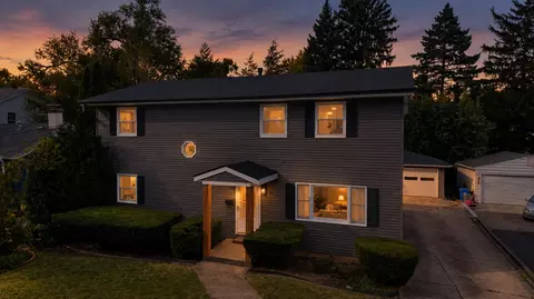 Exterior - 829 Evergreen St, Wheaton, IL 60187 photo 5 of 5