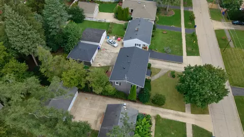 View/Area - 829 Evergreen St, Wheaton, IL 60187 photo 4 of 4