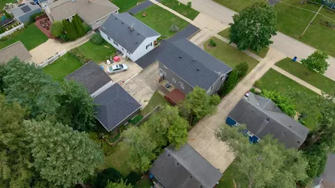 View/Area - 829 Evergreen St, Wheaton, IL 60187 photo 3 of 4