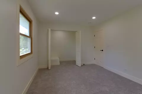 Bedroom - 829 Evergreen St, Wheaton, IL 60187 photo 8 of 9