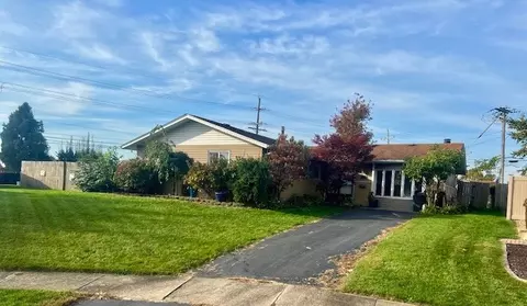 15042 Sunset Ave, Oak Forest, IL 60452