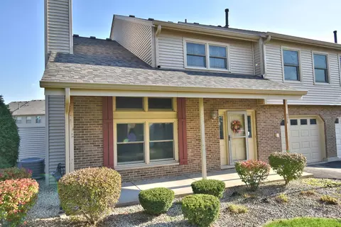 9378 Bradford Ln, Orland Park, IL 60462