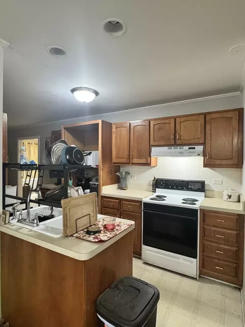 Kitchen - 280 Mohawk St, Park Forest, IL 60466 photo 1 of 1