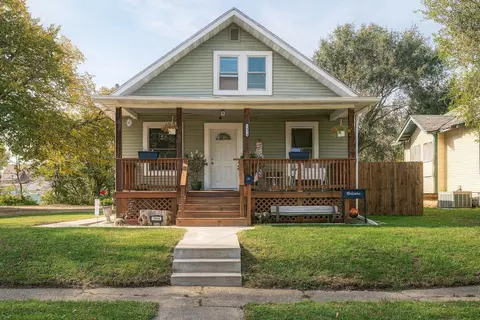 1014 S Ohio Ave, Davenport, IA 52802