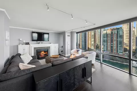 Living - 450 E Waterside Dr #1302, Chicago, IL 60601 photo 4 of 9