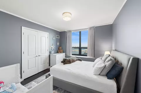 Bedroom - 450 E Waterside Dr #1302, Chicago, IL 60601 photo 4 of 7