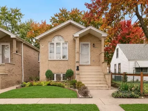 4855 S Linder Ave, Chicago, IL 60638