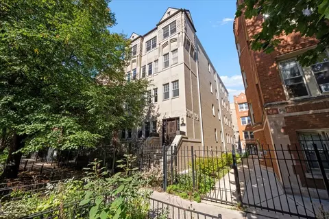 618 W Oakdale Ave #5, Chicago, IL 60657