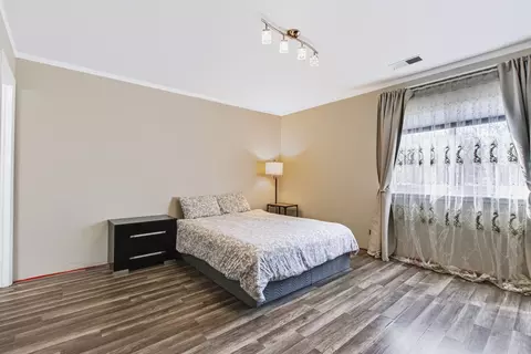 Bedroom - 1152 Middlebury Ln #A2, Wheeling, IL 60090 photo 2 of 5