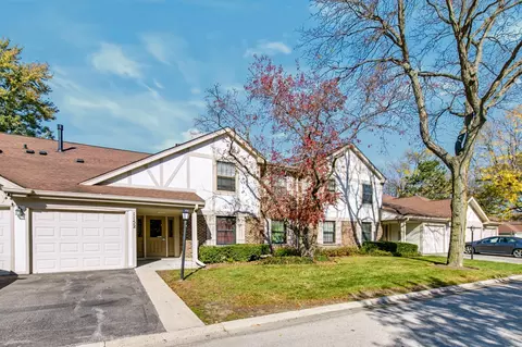 Exterior - 1152 Middlebury Ln #A2, Wheeling, IL 60090 photo 2 of 3