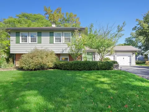 21 W040 Kensington Rd, Lombard, IL 60148