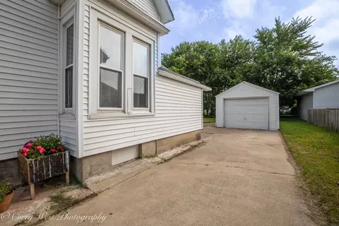 Exterior - 511 3rd Ave, Rock Falls, IL 61071 photo 1 of 4