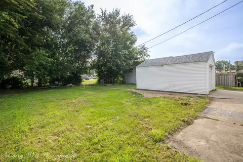 Exterior - 511 3rd Ave, Rock Falls, IL 61071 photo 3 of 4