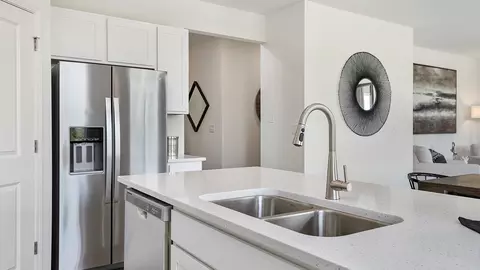 Kitchen - 1636 Whisper Glen Dr, Plainfield, IL 60586 photo 6 of 9