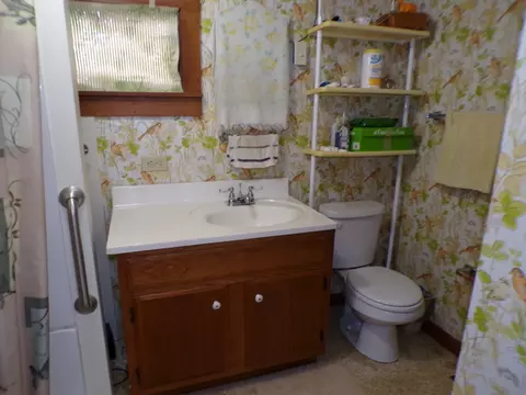 Bath - 5237 Beaucoup Rd, Ava, IL 62907 photo 1 of 4