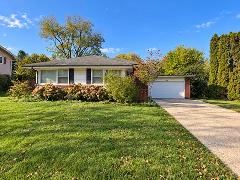 460 N Macarthur Dr, Palatine, IL 60074