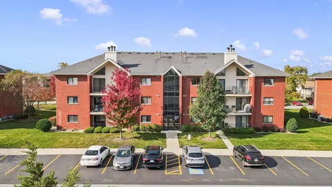 18124 Rita Rd #1A, Tinley Park, IL 60477
