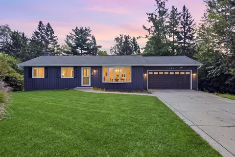 Exterior - 1175 Royal Blvd, Elgin, IL 60123 photo 6 of 6