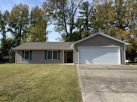 106 S Rod Ln, Carbondale, IL 62901