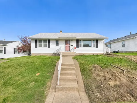 2309 N Sturdevant St, Davenport, IA 52804