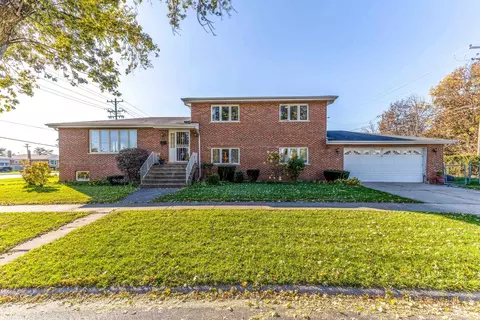 8000 N Oketo Ave, Niles, IL 60714